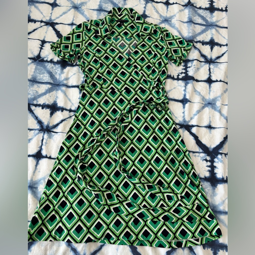 Banana Republic Green and Black Geometric Wrap Dress